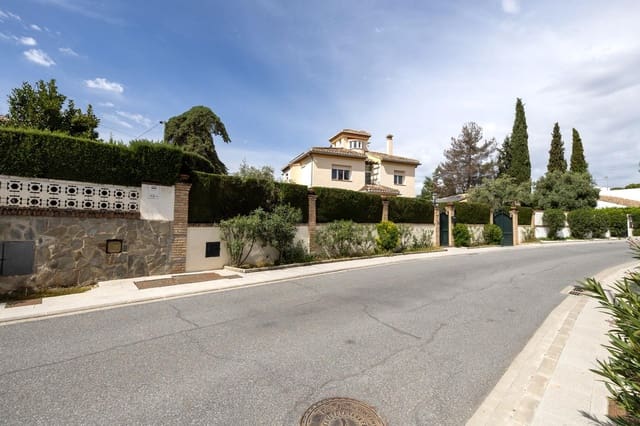 4 soveværelse Villa til salg i Albolote med swimmingpool garage - € 550.000 (Ref: 9004832)