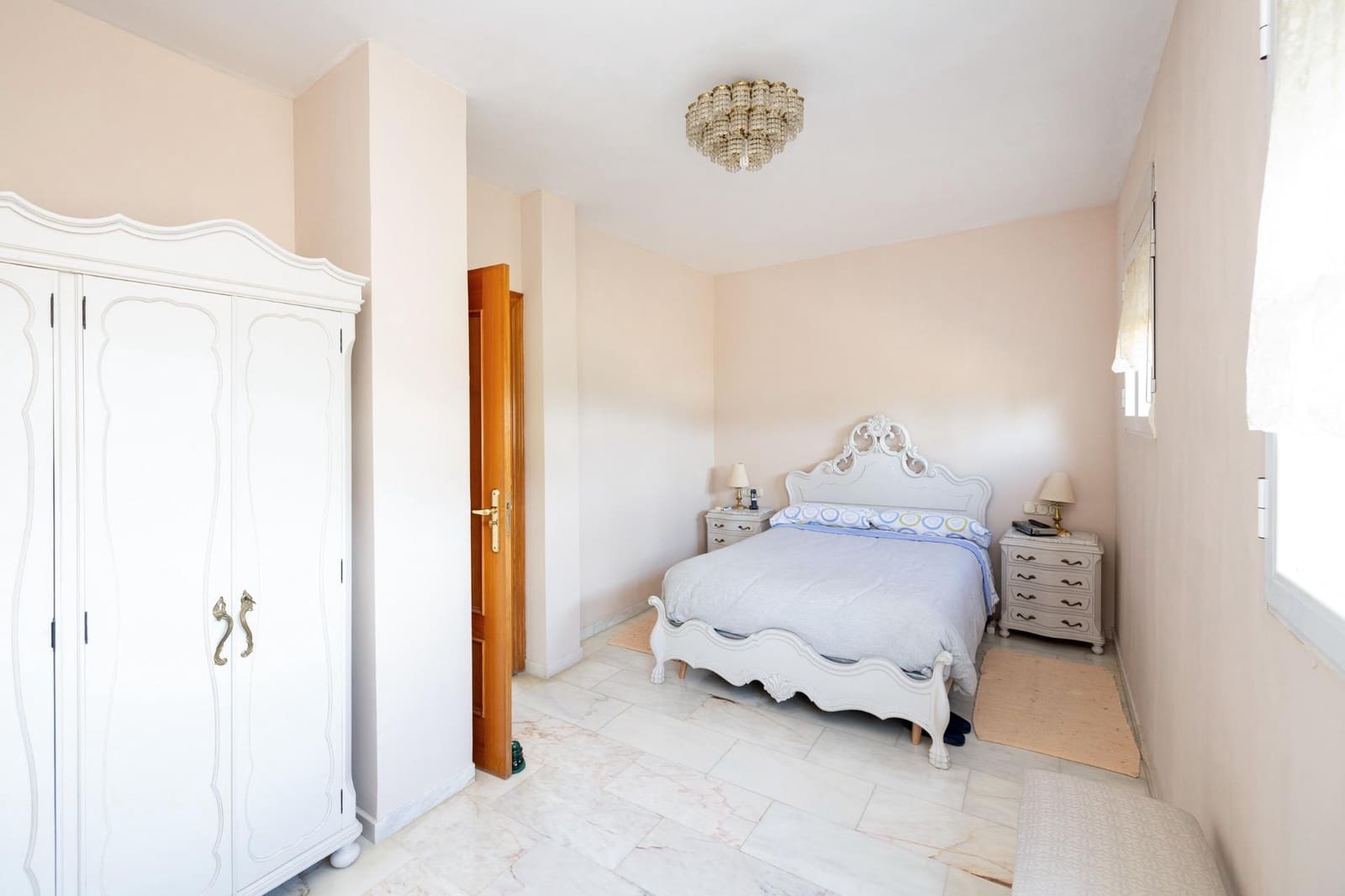 4 soveværelse Villa til salg i Albolote med swimmingpool garage - € 550.000 (Ref: 9004832)