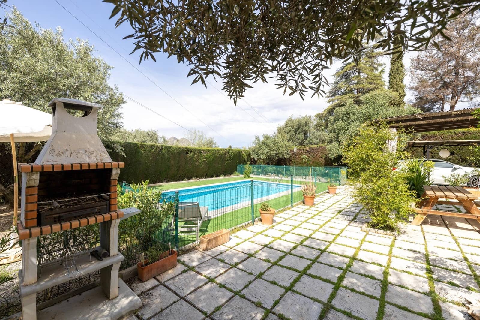 4 soveværelse Villa til salg i Albolote med swimmingpool garage - € 550.000 (Ref: 9004832)