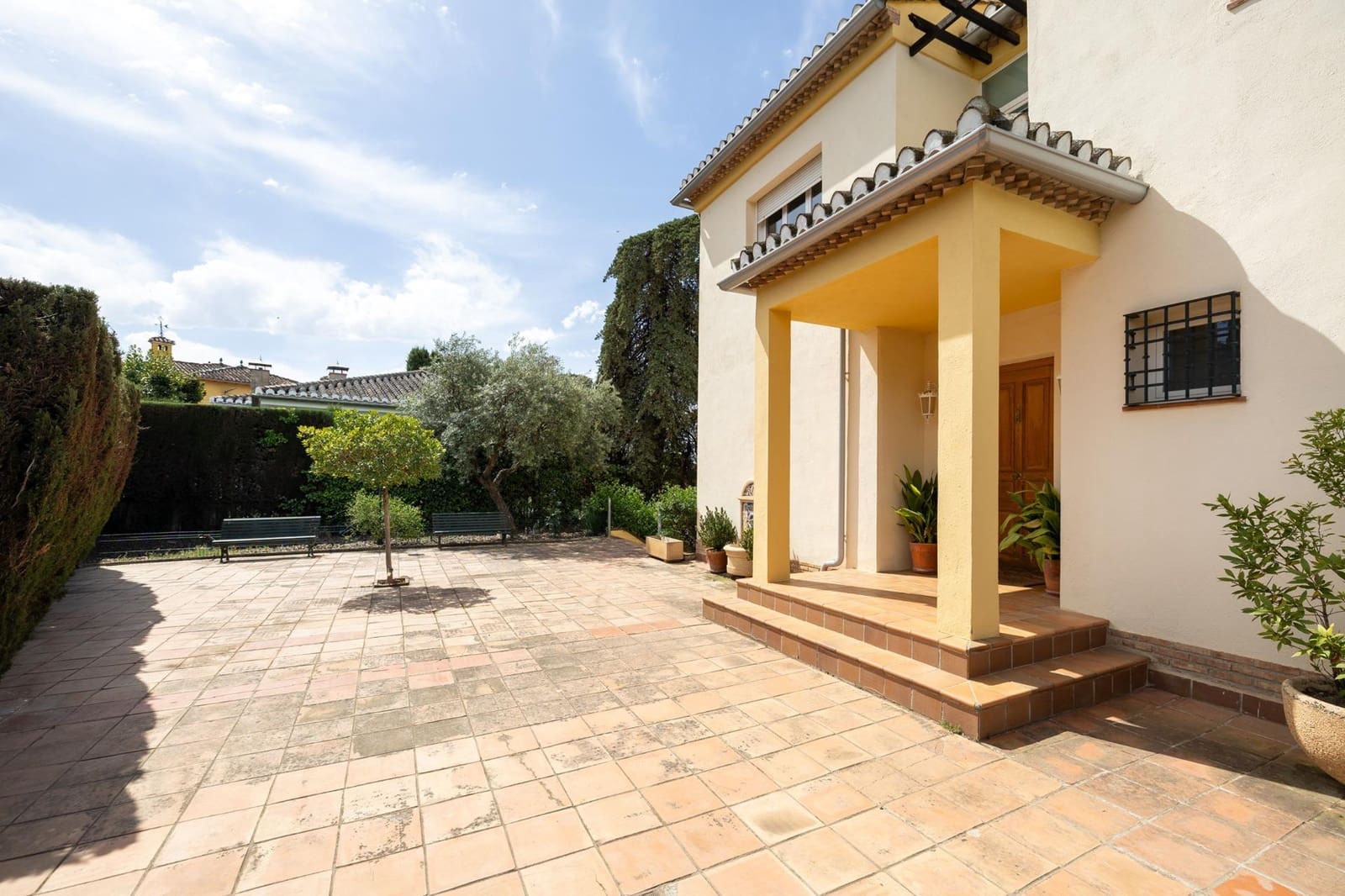 4 soveværelse Villa til salg i Albolote med swimmingpool garage - € 550.000 (Ref: 9004832)