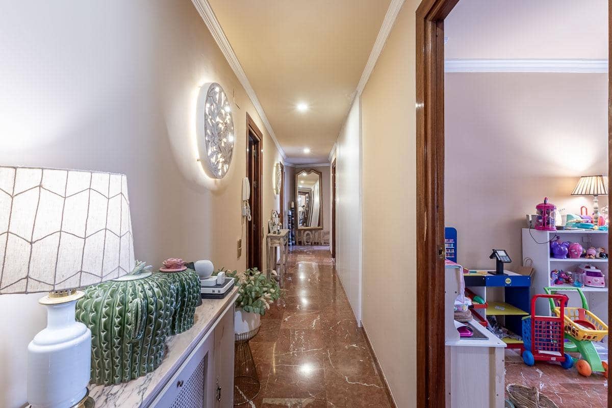 5 sypialnia Mieszkanie na sprzedaż w Miasto Grenada z garażem - 660 000 € (Ref: 9023265)