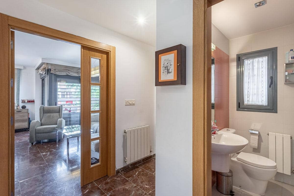 4 soverom Rekkehus til salgs i Armilla med garasje - € 405 000 (Ref: 9029528)