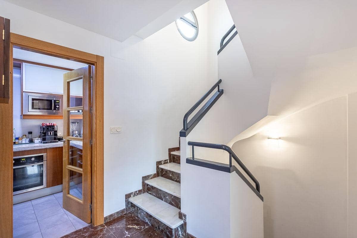 4 soverom Rekkehus til salgs i Armilla med garasje - € 405 000 (Ref: 9029528)