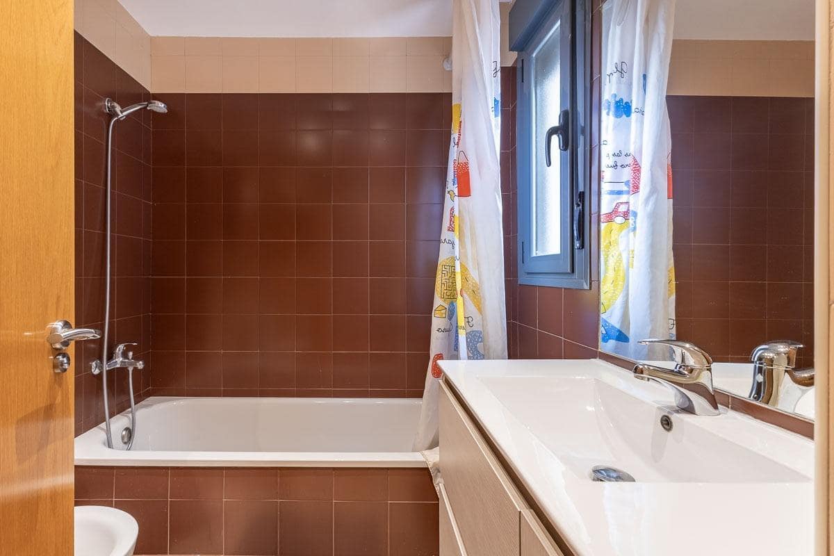 4 soverom Rekkehus til salgs i Armilla med garasje - € 405 000 (Ref: 9029528)