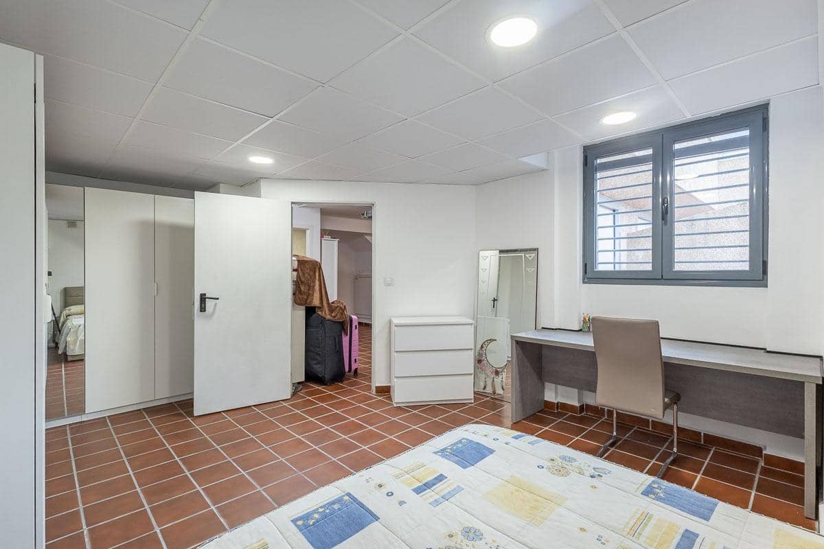 4 soverom Rekkehus til salgs i Armilla med garasje - € 405 000 (Ref: 9029528)