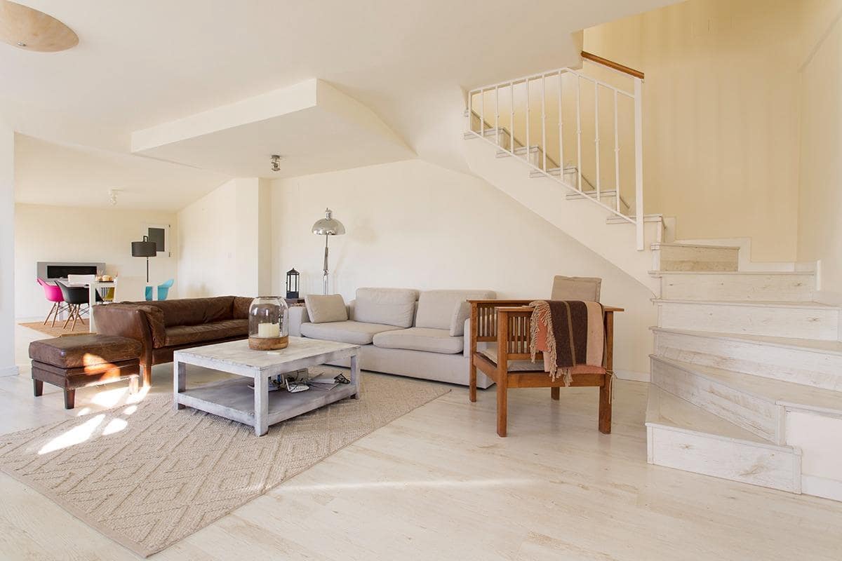 3 soveværelse Rækkehus til salg i Cenes de la Vega med swimmingpool - € 235.000 (Ref: 9031523)