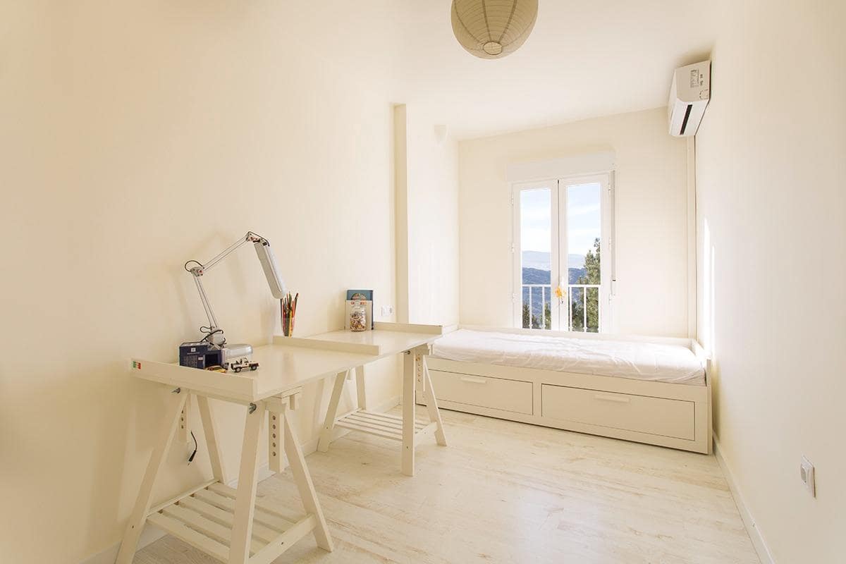 3 soveværelse Rækkehus til salg i Cenes de la Vega med swimmingpool - € 235.000 (Ref: 9031523)