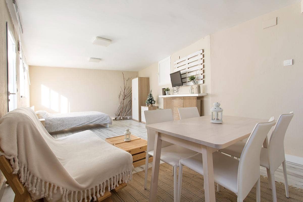 3 soveværelse Rækkehus til salg i Cenes de la Vega med swimmingpool - € 235.000 (Ref: 9031523)