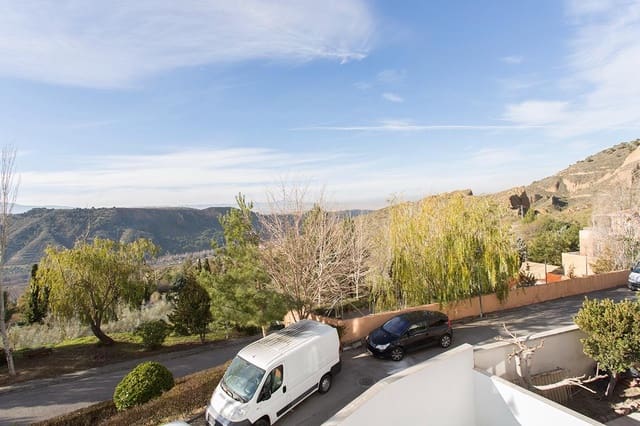 3 soveværelse Rækkehus til salg i Cenes de la Vega med swimmingpool - € 235.000 (Ref: 9031523)