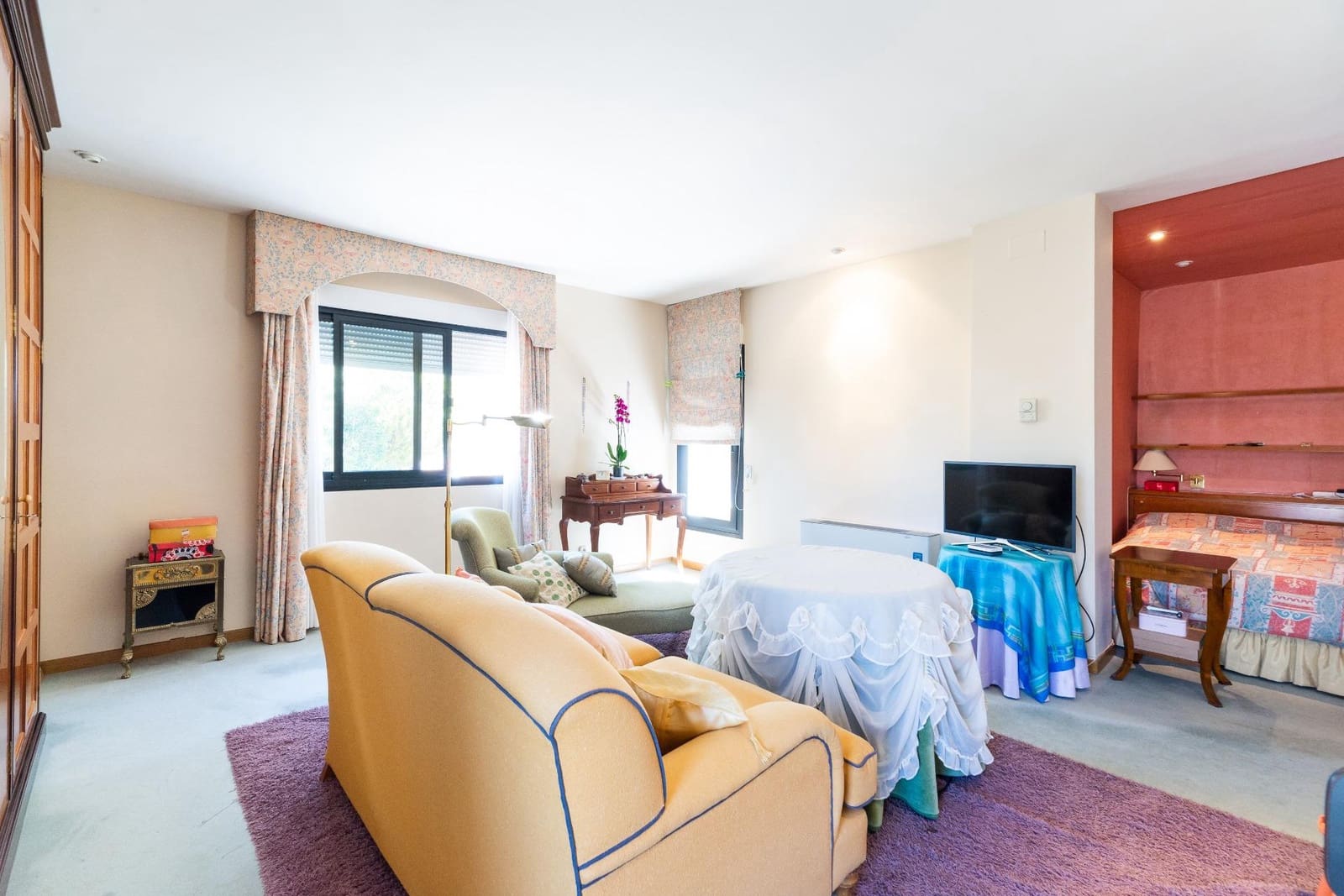 5 soveværelse Villa til salg i Granada by med garage - € 890.000 (Ref: 9048796)