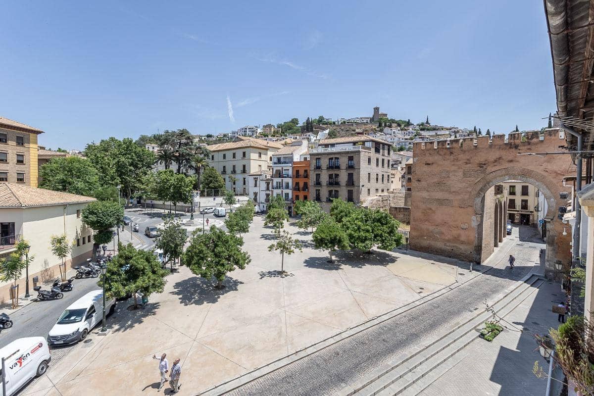 2 soveværelse Rækkehus til salg i Granada by - € 399.000 (Ref: 9065202)