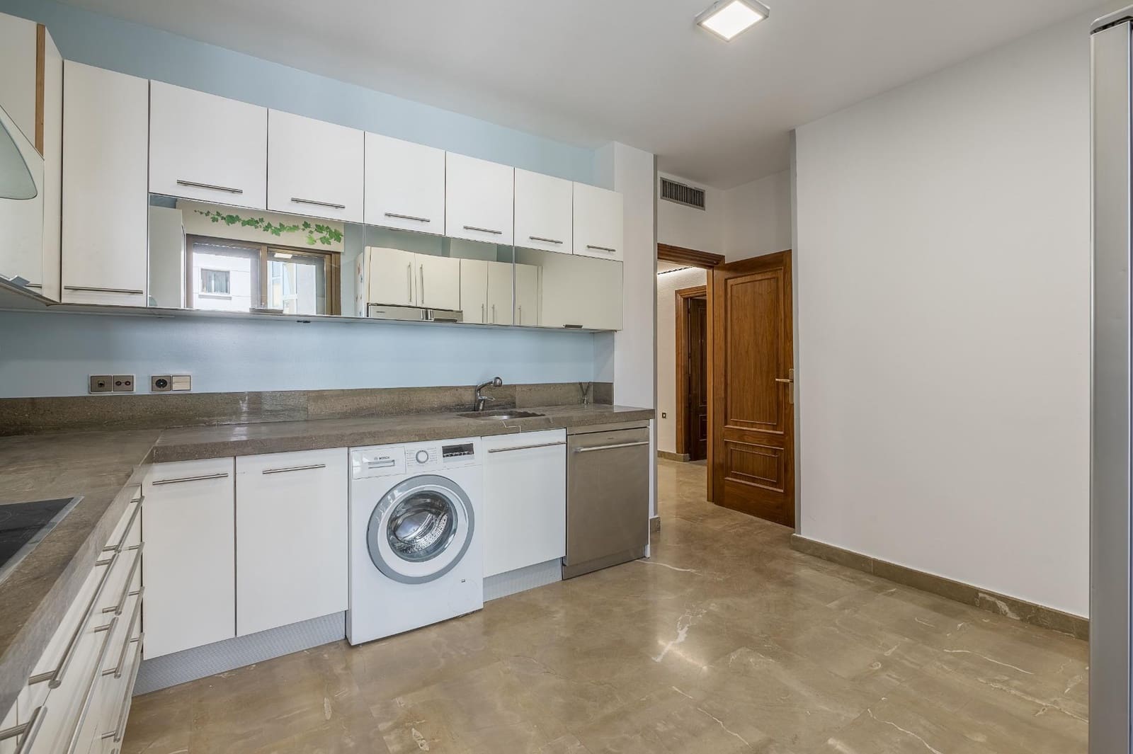 4 makuuhuone Asunto myytävänä paikassa Granada kaupunki - 649 000 € (Ref: 9193821)