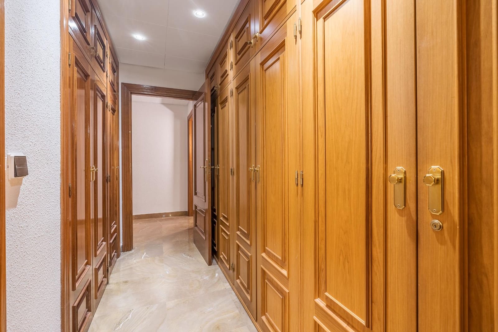 4 makuuhuone Asunto myytävänä paikassa Granada kaupunki - 649 000 € (Ref: 9193821)