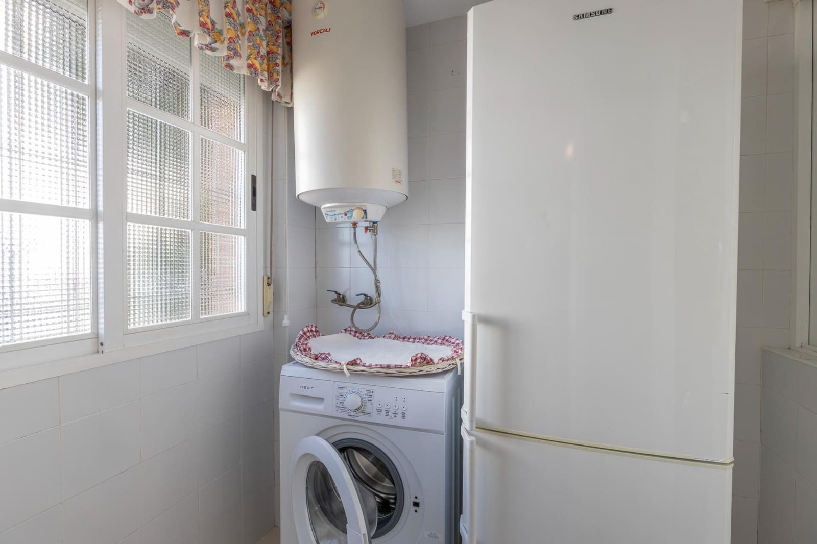 4 sovrum Villa till salu i La Zubia med pool garage - 565 000 € (Ref: 9353637)