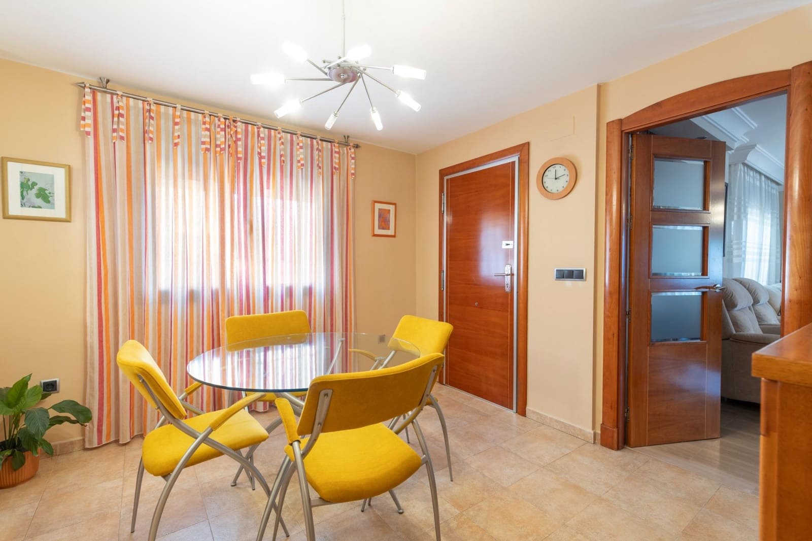 5 bedroom Villa for sale in Ogijares with pool garage - € 630,000 (Ref: 9374109)