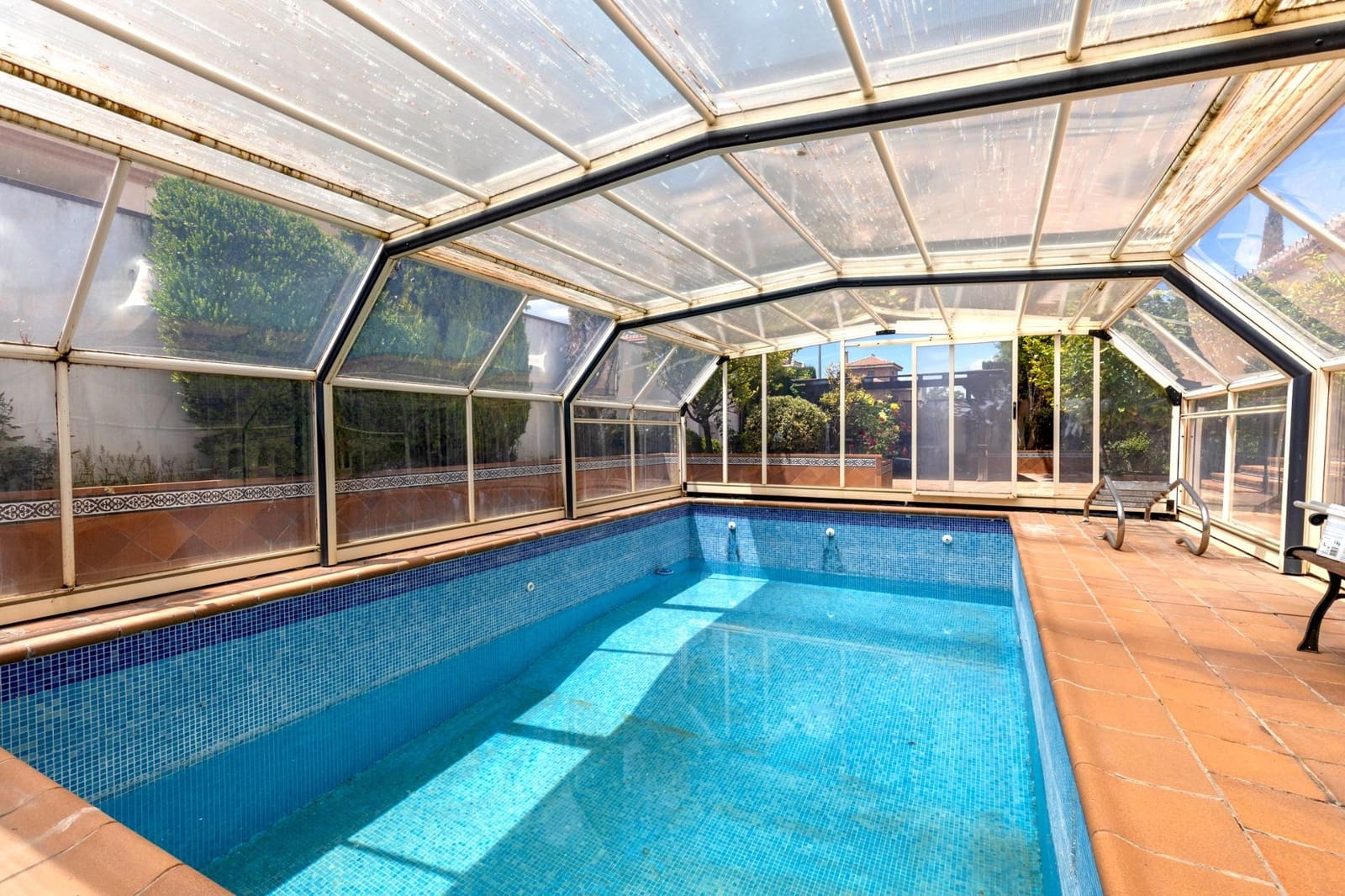 5 bedroom Villa for sale in Ogijares with pool garage - € 630,000 (Ref: 9374109)