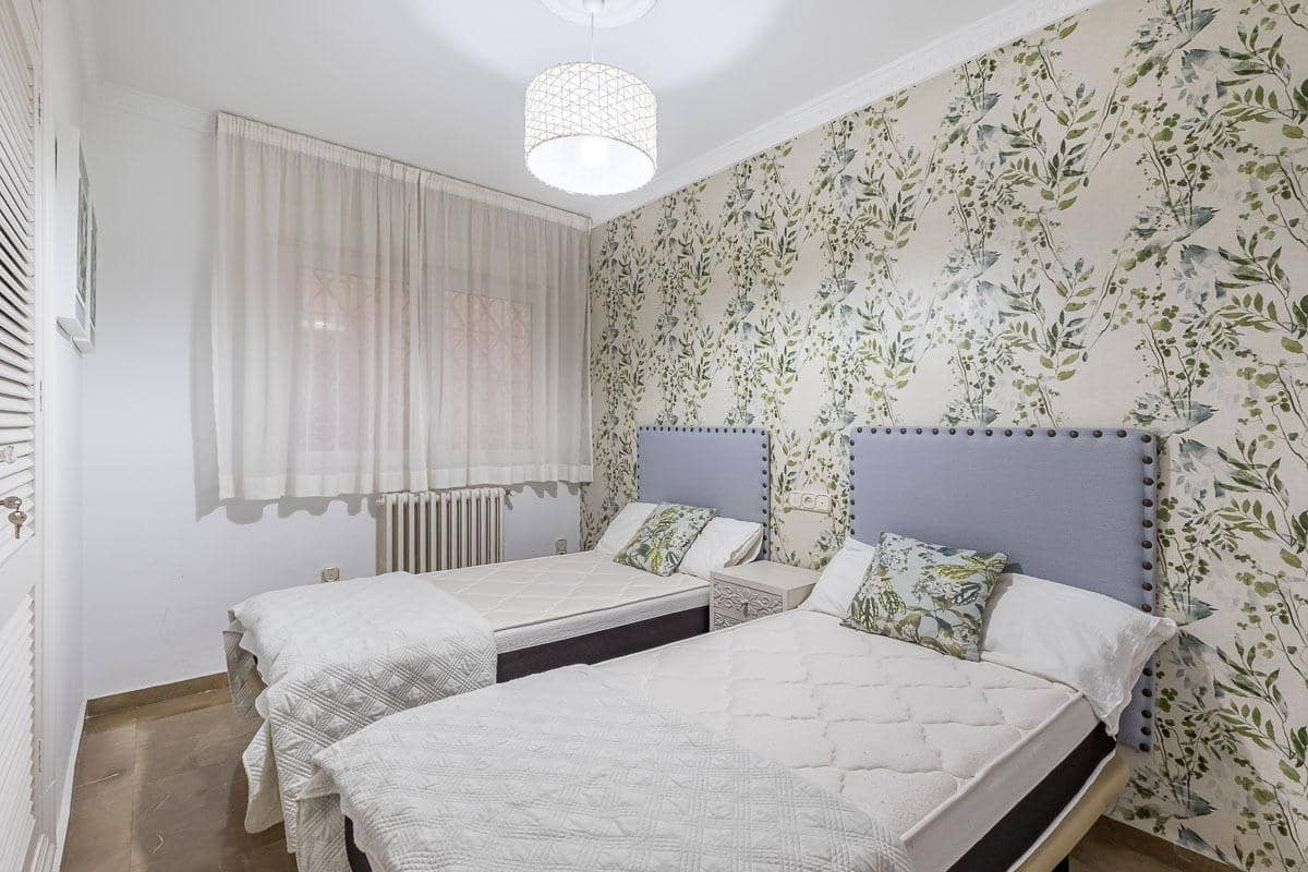 3 makuuhuone Asunto myytävänä paikassa Granada kaupunki - 615 000 € (Ref: 9374113)