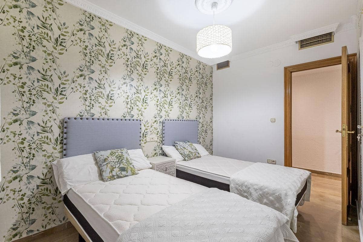 3 makuuhuone Asunto myytävänä paikassa Granada kaupunki - 615 000 € (Ref: 9374113)