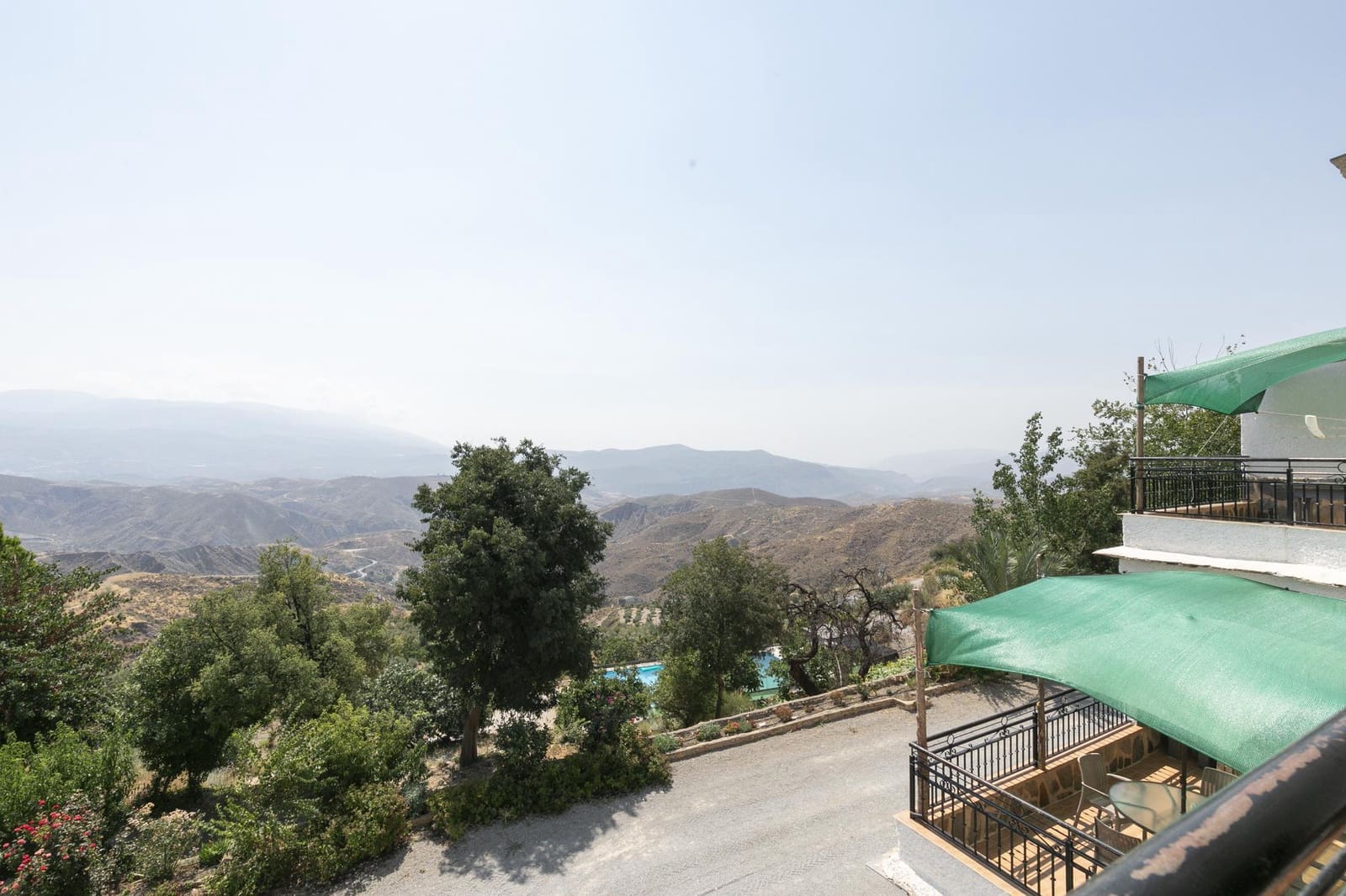 6 soveværelse Virksomhed til salg i Granada by - € 1.550.000 (Ref: 9374117)