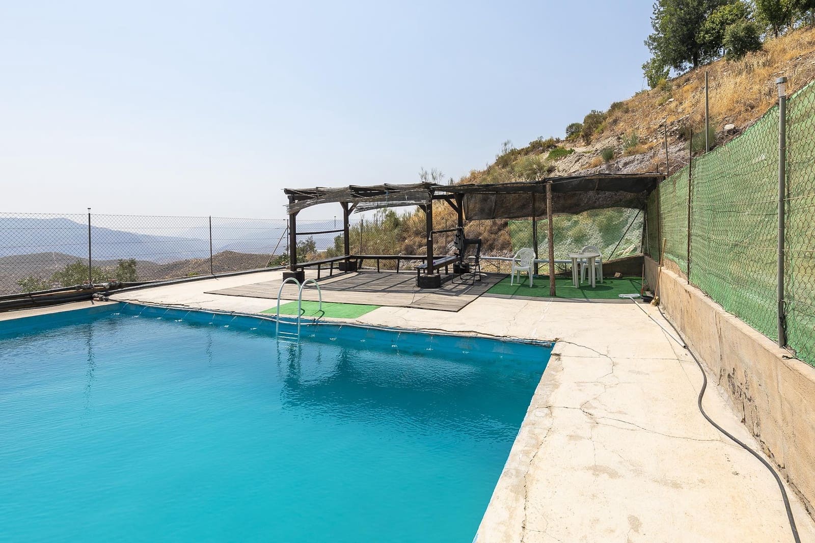 6 soveværelse Virksomhed til salg i Granada by - € 1.550.000 (Ref: 9374117)