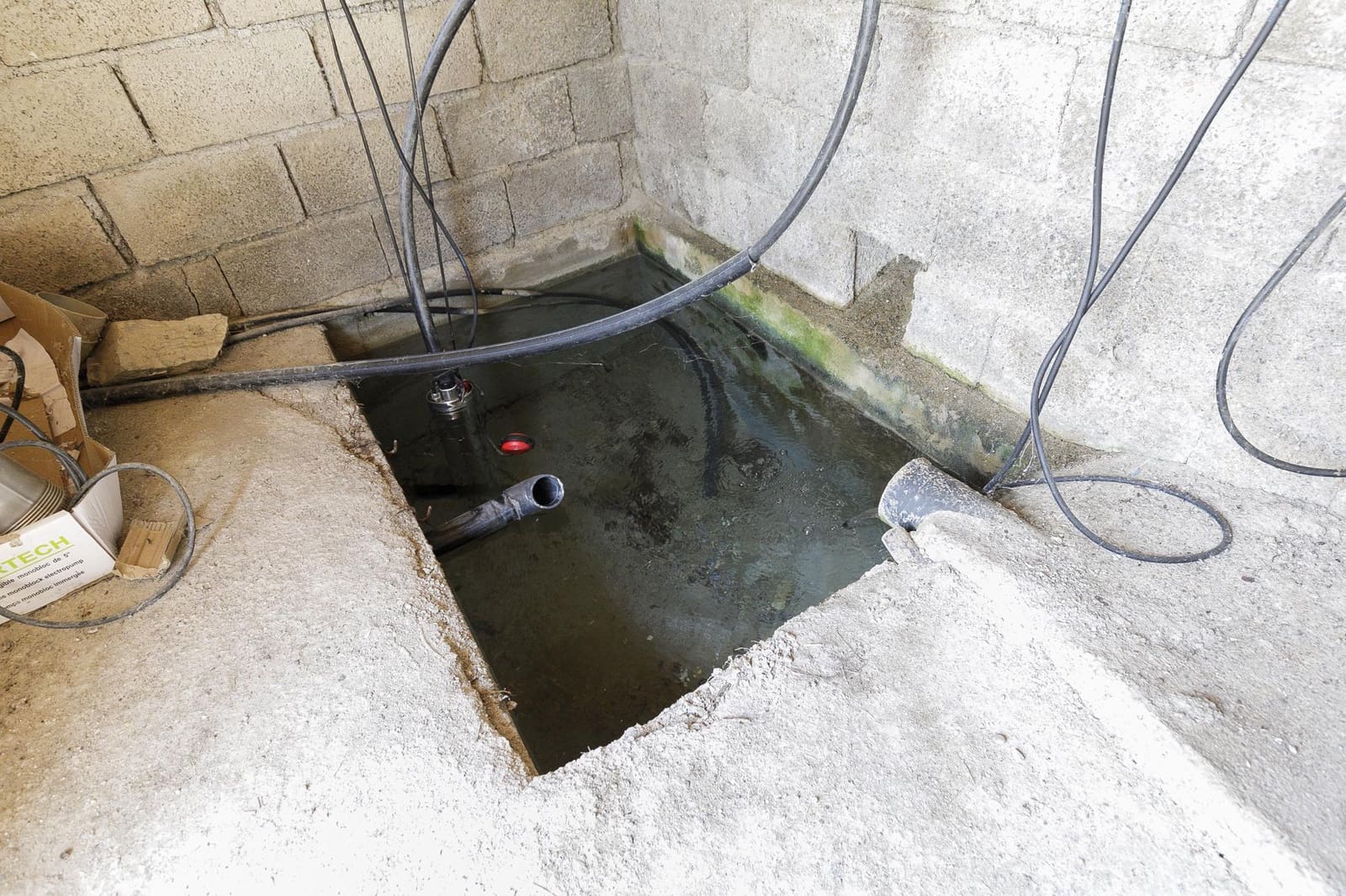 6 soveværelse Virksomhed til salg i Granada by - € 1.550.000 (Ref: 9374117)