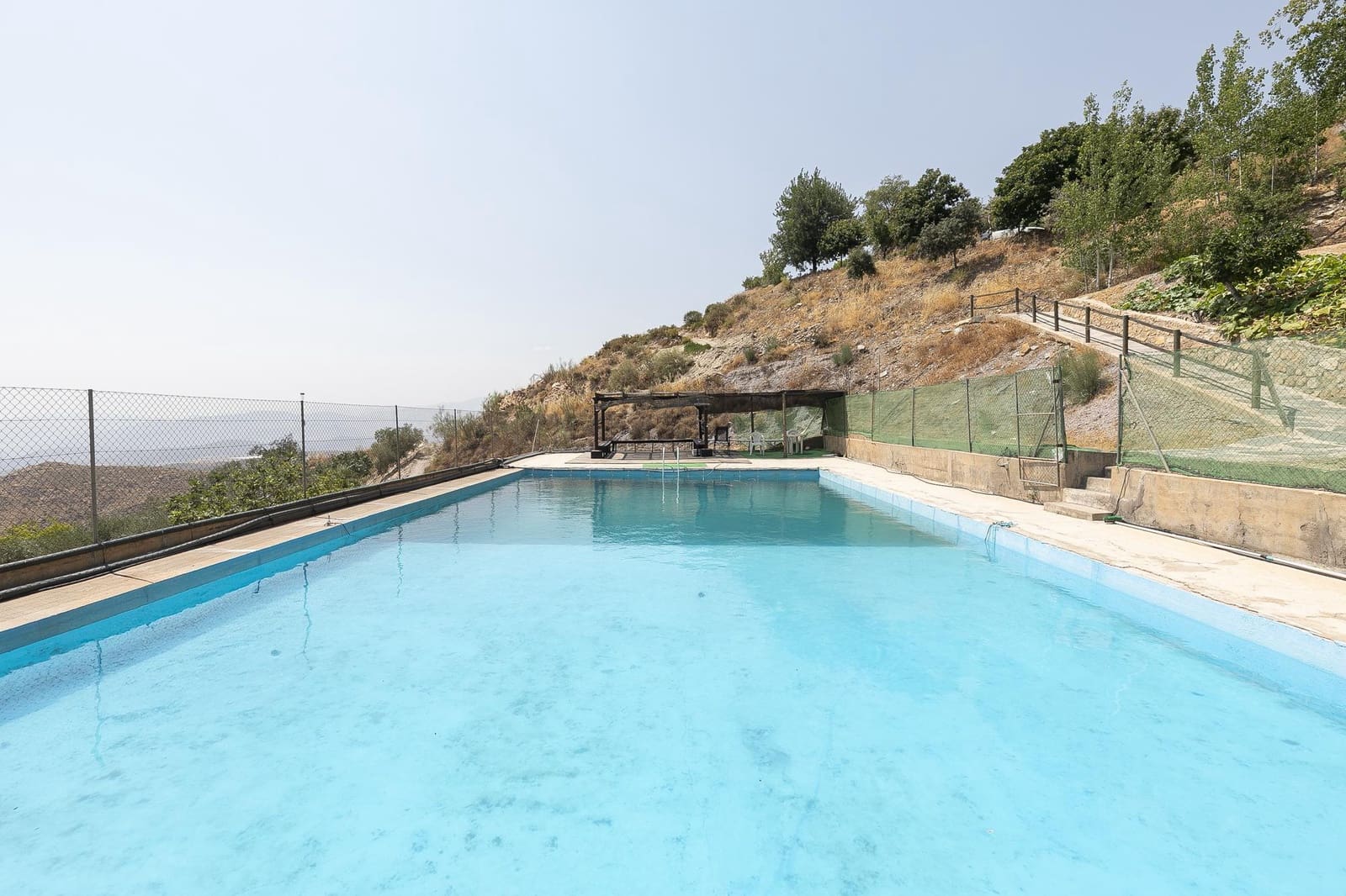 6 soveværelse Virksomhed til salg i Granada by - € 1.550.000 (Ref: 9374117)