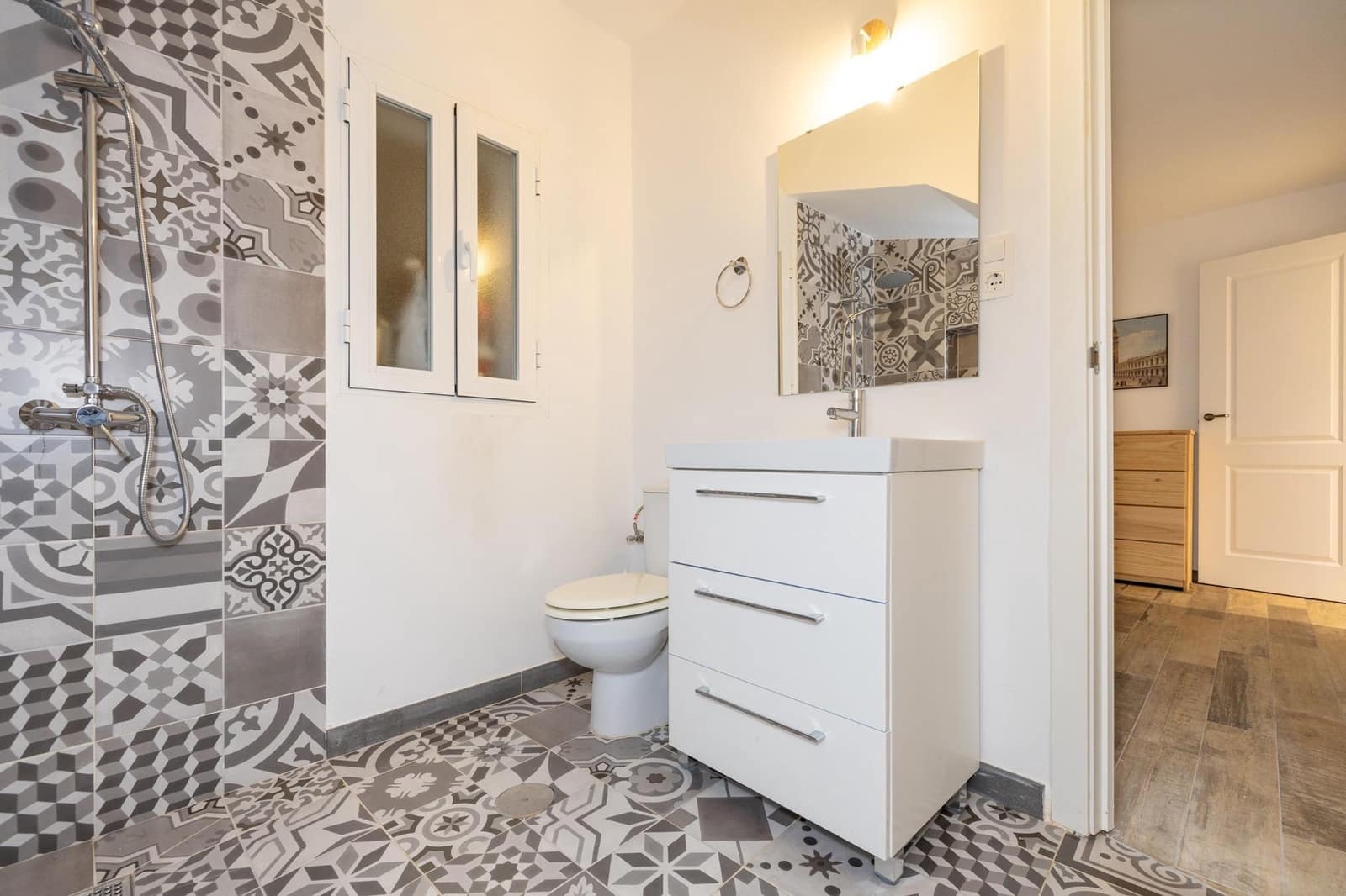 2 soveværelse Rækkehus til salg i Granada by - € 480.000 (Ref: 9374123)