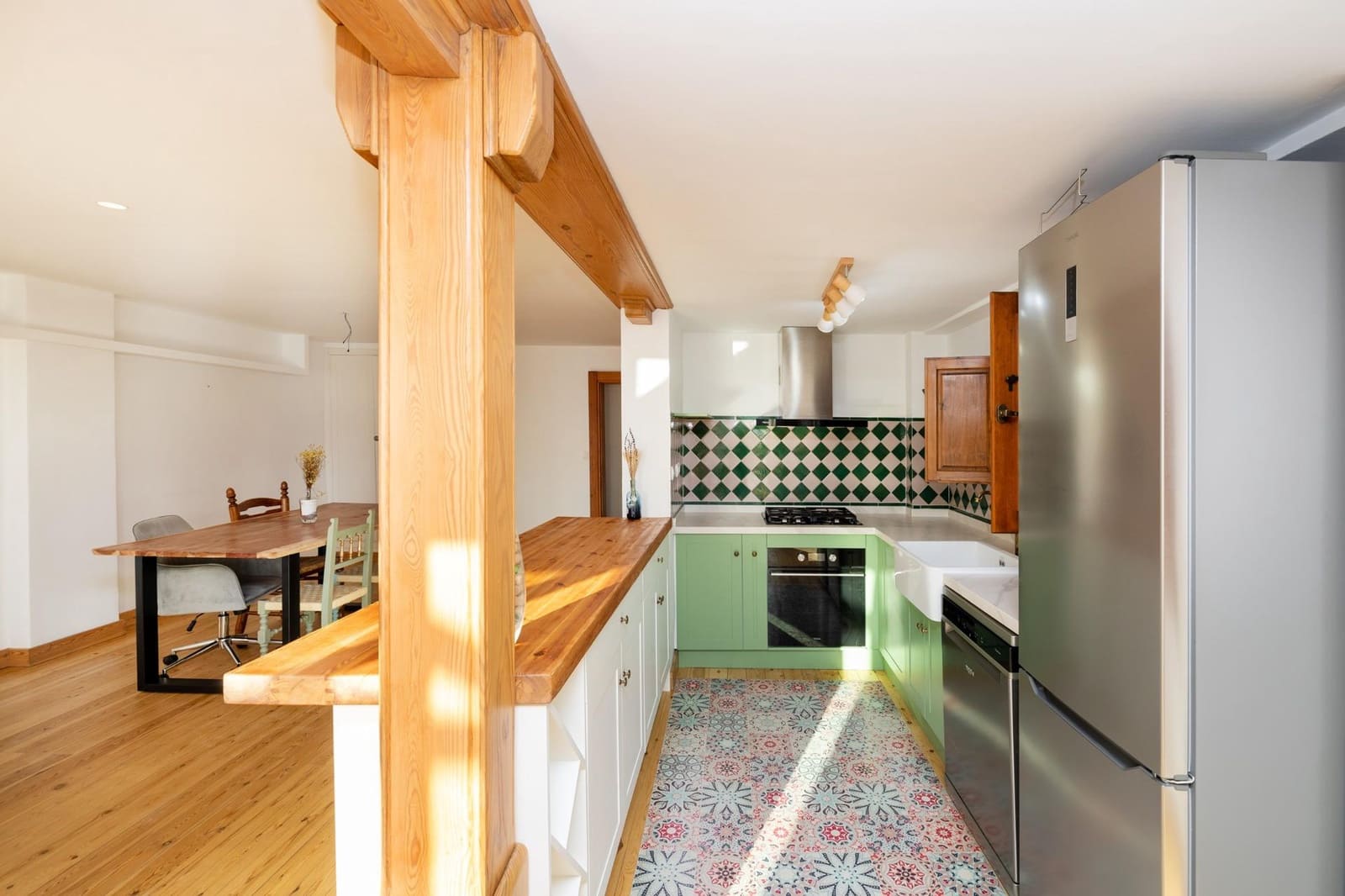 2 soveværelse Rækkehus til salg i Granada by - € 480.000 (Ref: 9374123)