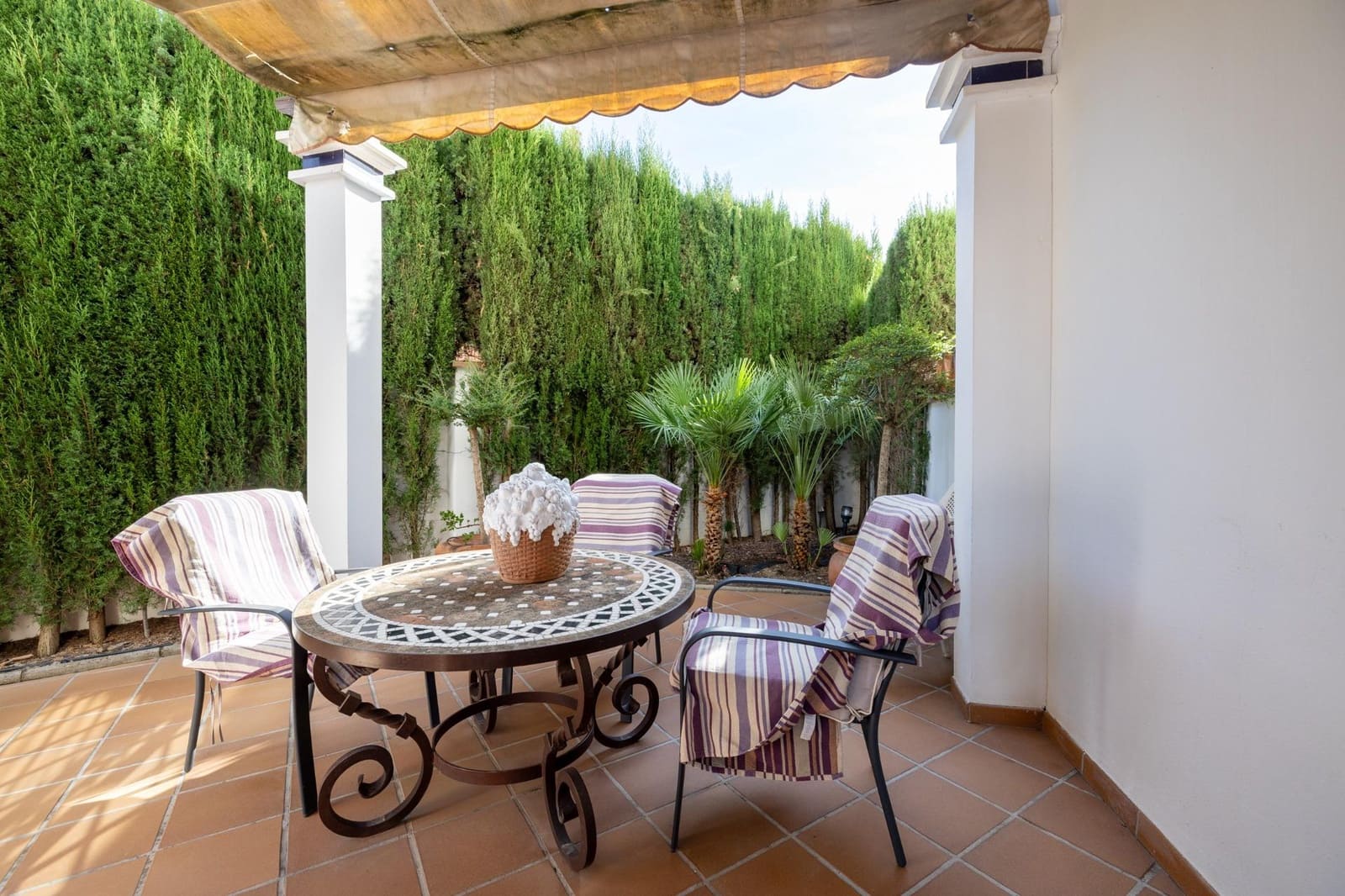 4 sypialnia Willa na sprzedaż w Miasto Grenada z basenem garażem - 450 000 € (Ref: 9374125)