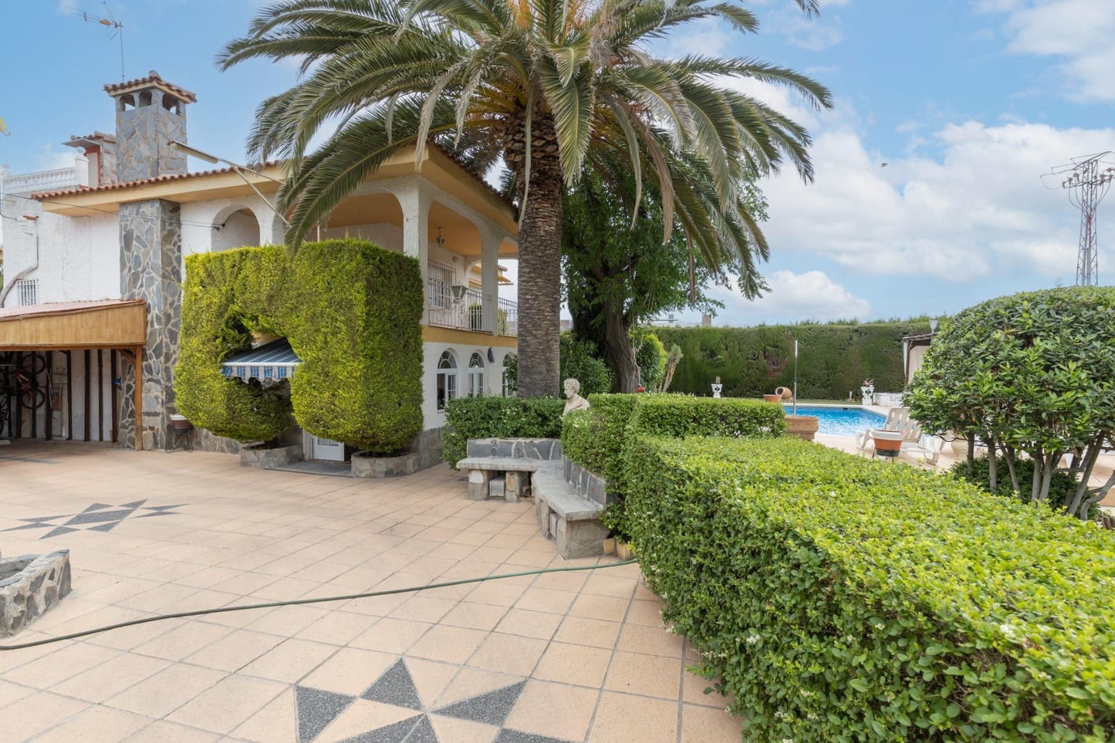 7 soveværelse Villa til salg i Otura med swimmingpool garage - € 449.000 (Ref: 9374312)