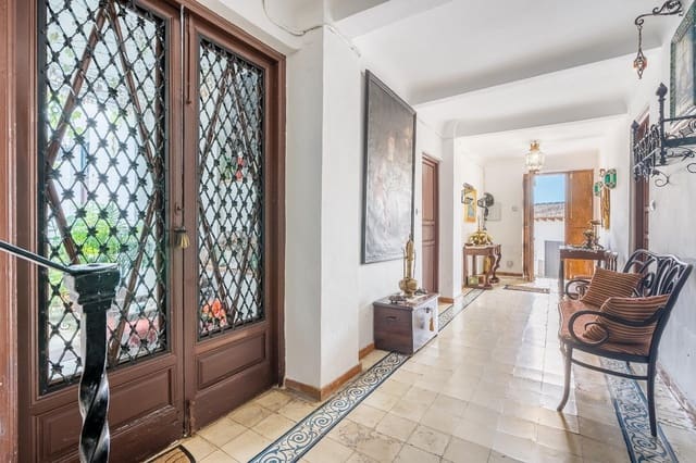 10 soveværelse Villa til salg i Granada by med swimmingpool garage - € 1.300.000 (Ref: 9374314)