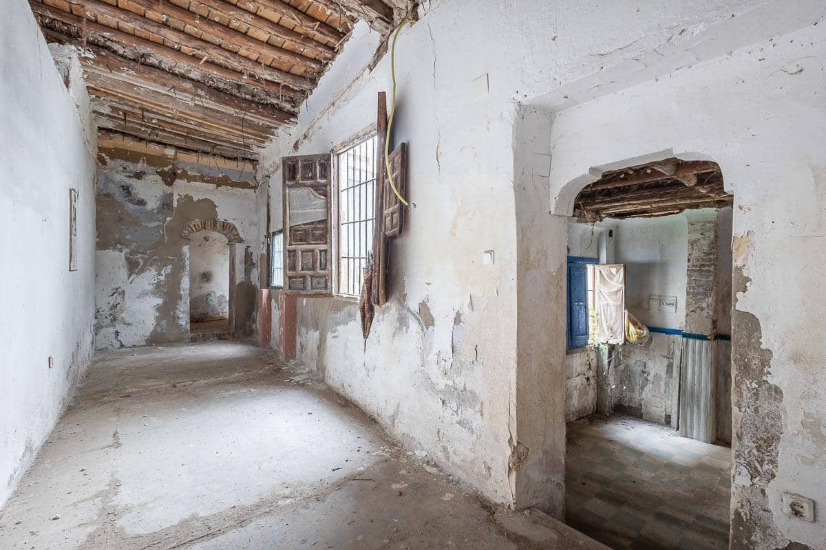 8 slaapkamer Hotel te koop in Granada stad - € 621.000 (Ref: 9374315)