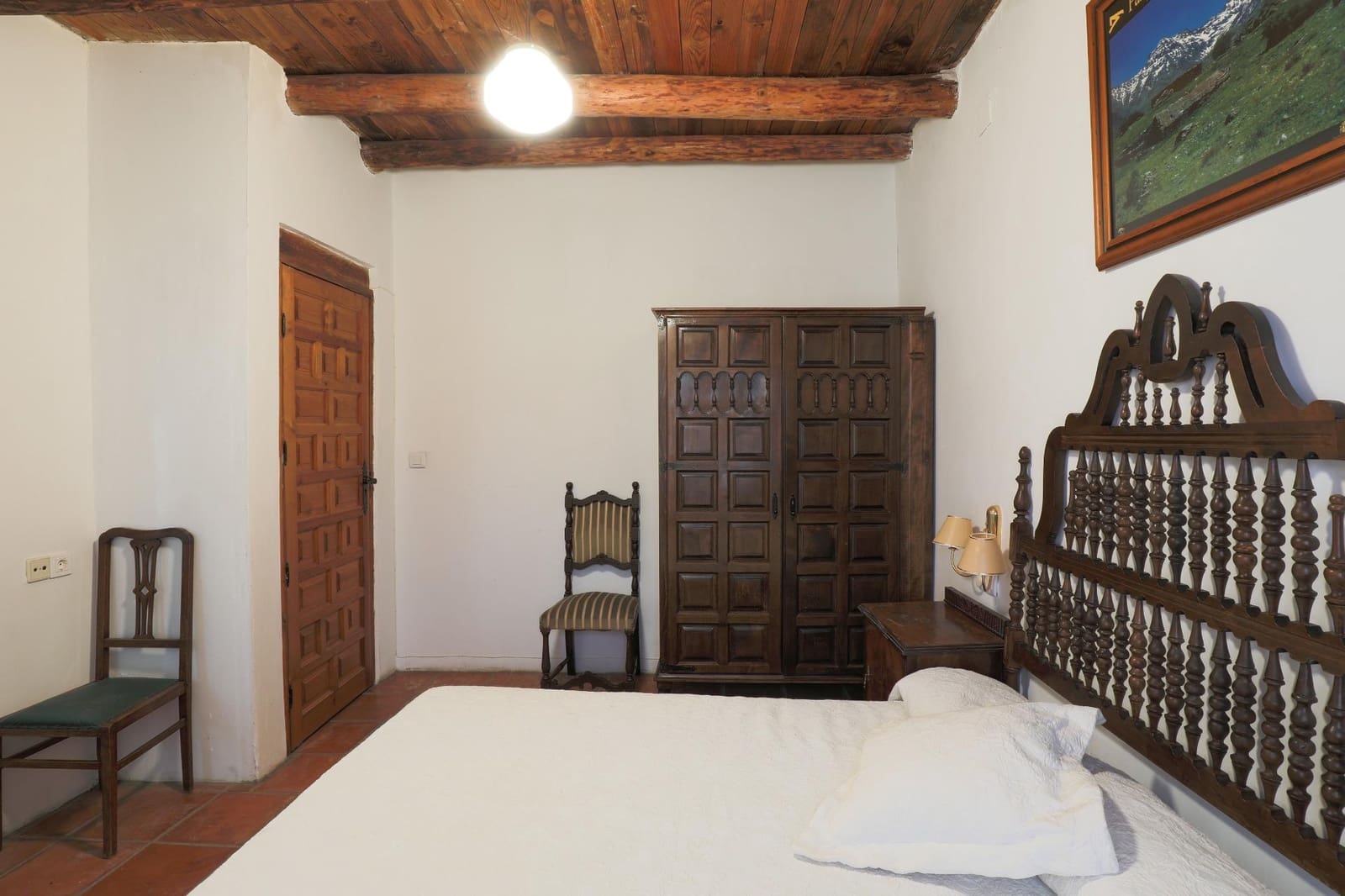 15 soverom Villa til salgs i Busquistar med garasje - € 428 656 (Ref: 9379046)