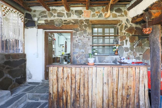 15 bedroom Villa for sale in Busquístar with garage - € 428,656 (Ref: 9379046)