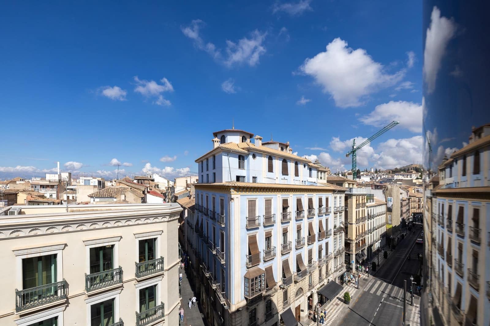 Piso de 5 habitaciones en Granada ciudad en venta - 1.100.000 € (Ref: 9382868)