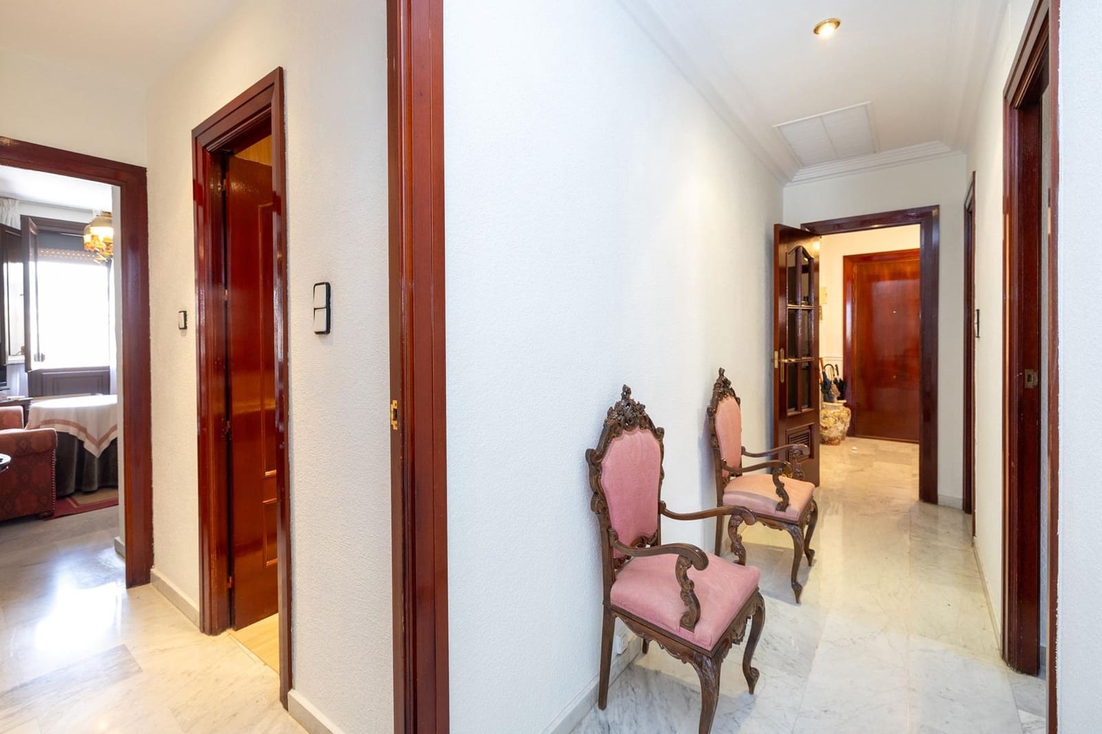 Piso de 5 habitaciones en Granada ciudad en venta - 1.100.000 € (Ref: 9382868)