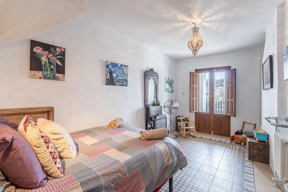 5 sypialnia Dom na sprzedaż w Alhama de Granada - 399 000 € (Ref: 9386016)