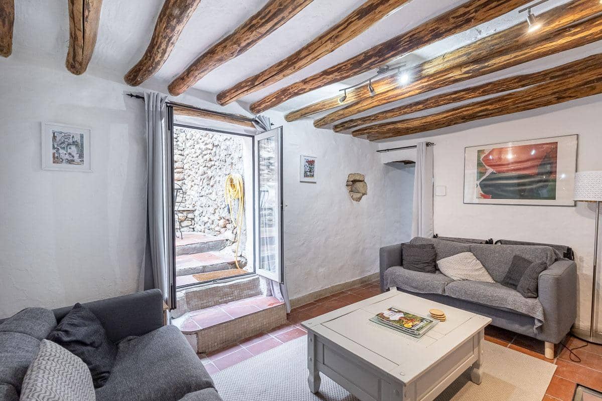 2 bedroom Townhouse for sale in Alhama de Granada - € 89,000 (Ref: 9386017)