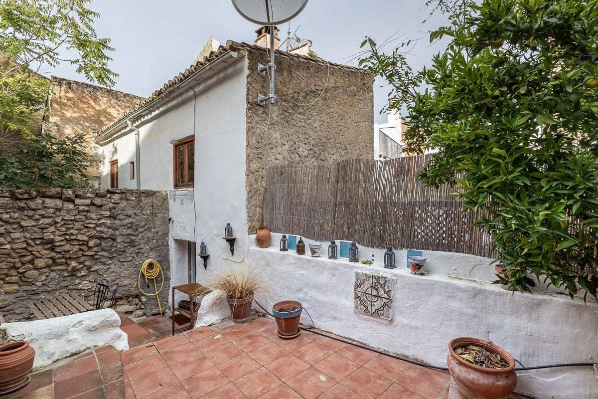 2 bedroom Townhouse for sale in Alhama de Granada - € 89,000 (Ref: 9386017)