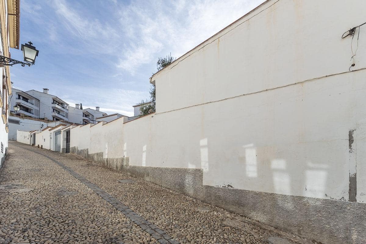 4 sovrum Villa till salu i Granada stad med pool garage - 470 000 € (Ref: 9386018)