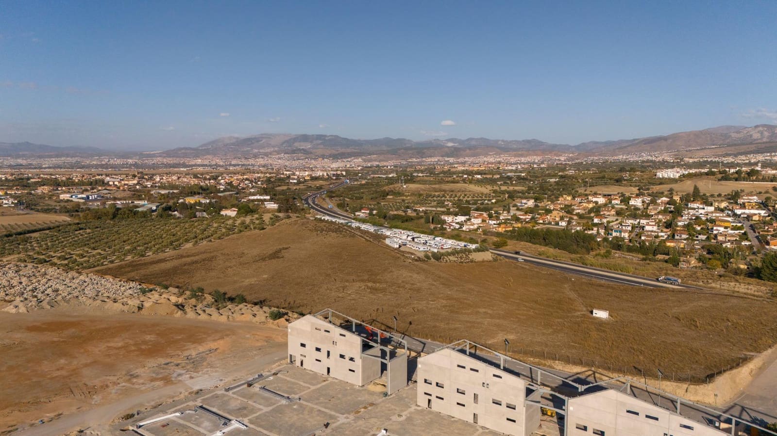 Ubebygd land til salgs i Otura - € 950 000 (Ref: 9396020)