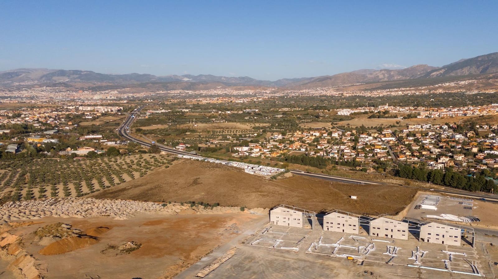 Ubebygd land til salgs i Otura - € 950 000 (Ref: 9396020)