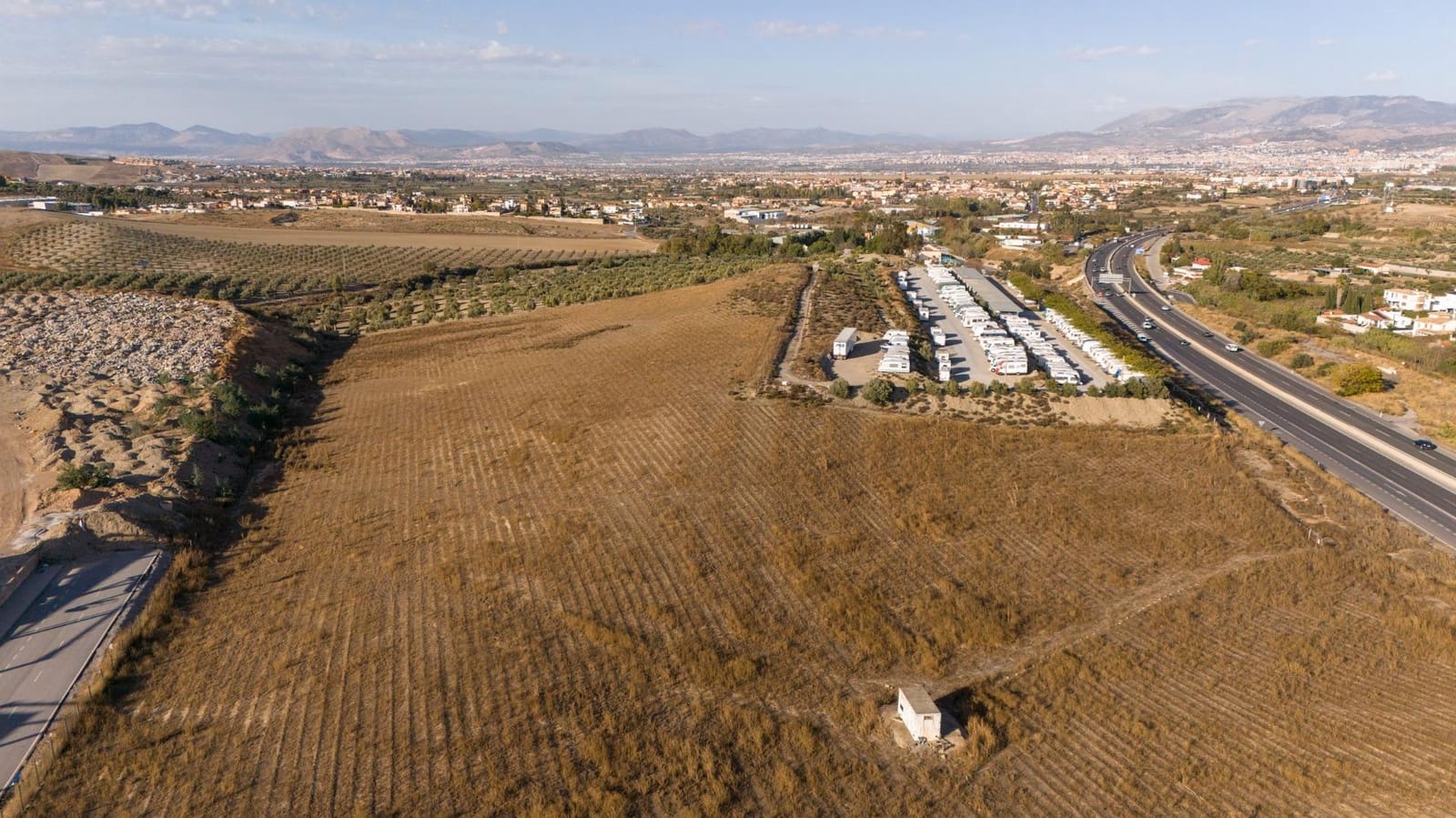 Ubebygd land til salgs i Otura - € 950 000 (Ref: 9396020)