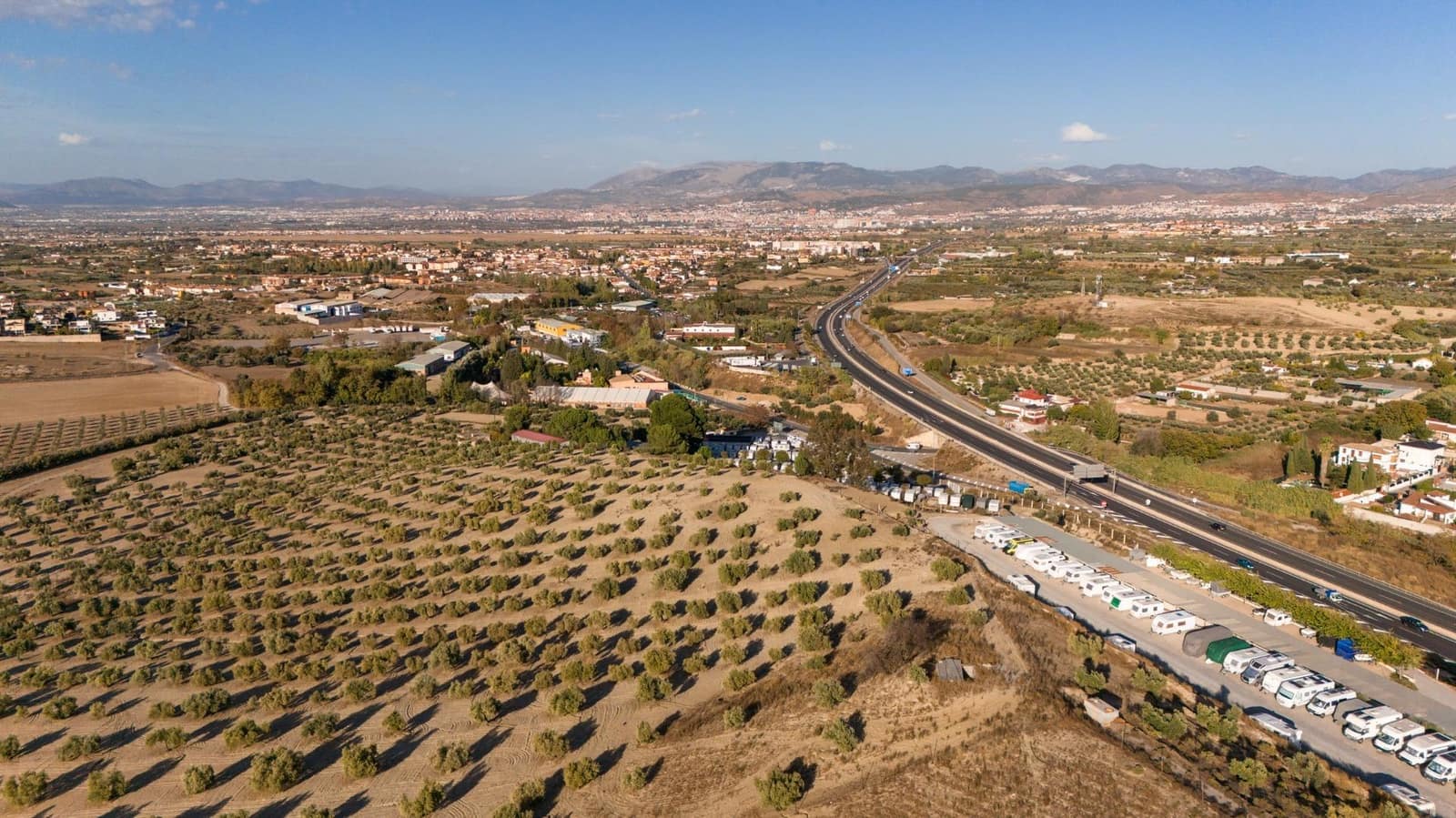 Ubebygd land til salgs i Otura - € 950 000 (Ref: 9396020)