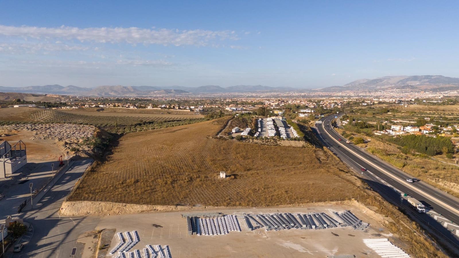 Ubebygd land til salgs i Otura - € 950 000 (Ref: 9396020)