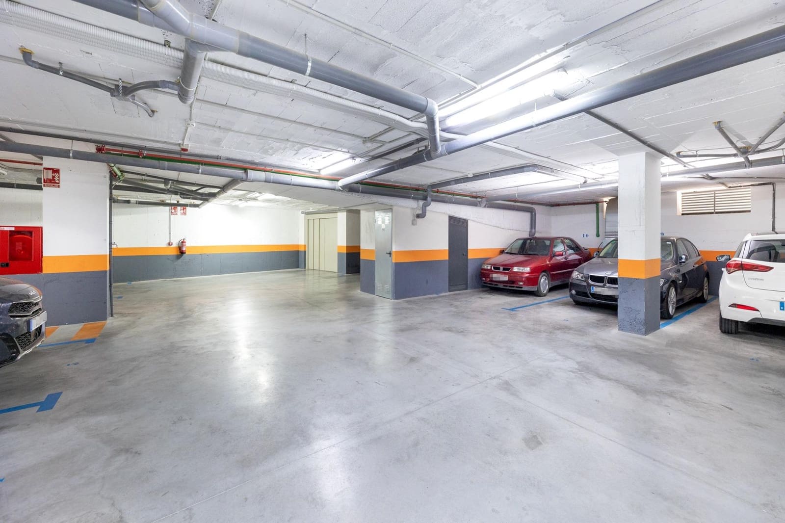 4 Zimmer Wohnung zu verkaufen in Granada Stadt mit Garage - 590.000 € (Ref: 9414125)