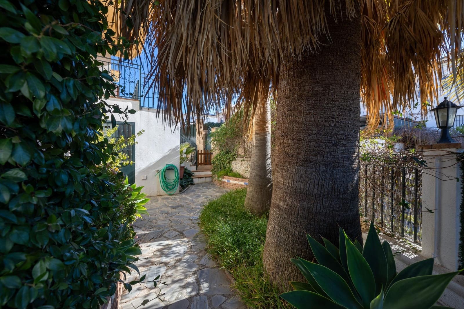 Chalet de 4 habitaciones en Alhendín en venta con piscina garaje - 345.000 € (Ref: 9470395)