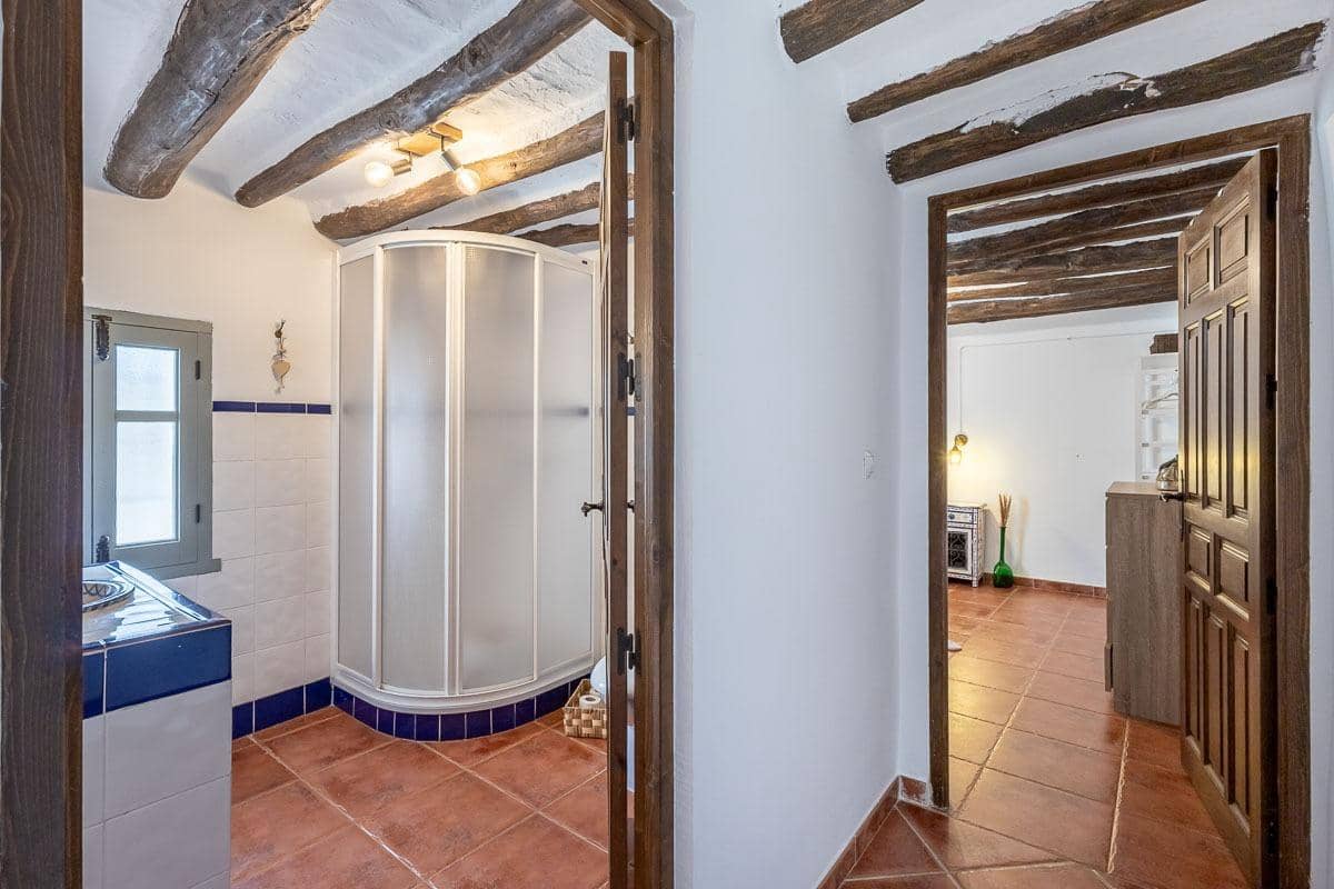 5 sovrum Villa till salu i Montefrio med pool - 345 000 € (Ref: 9470396)