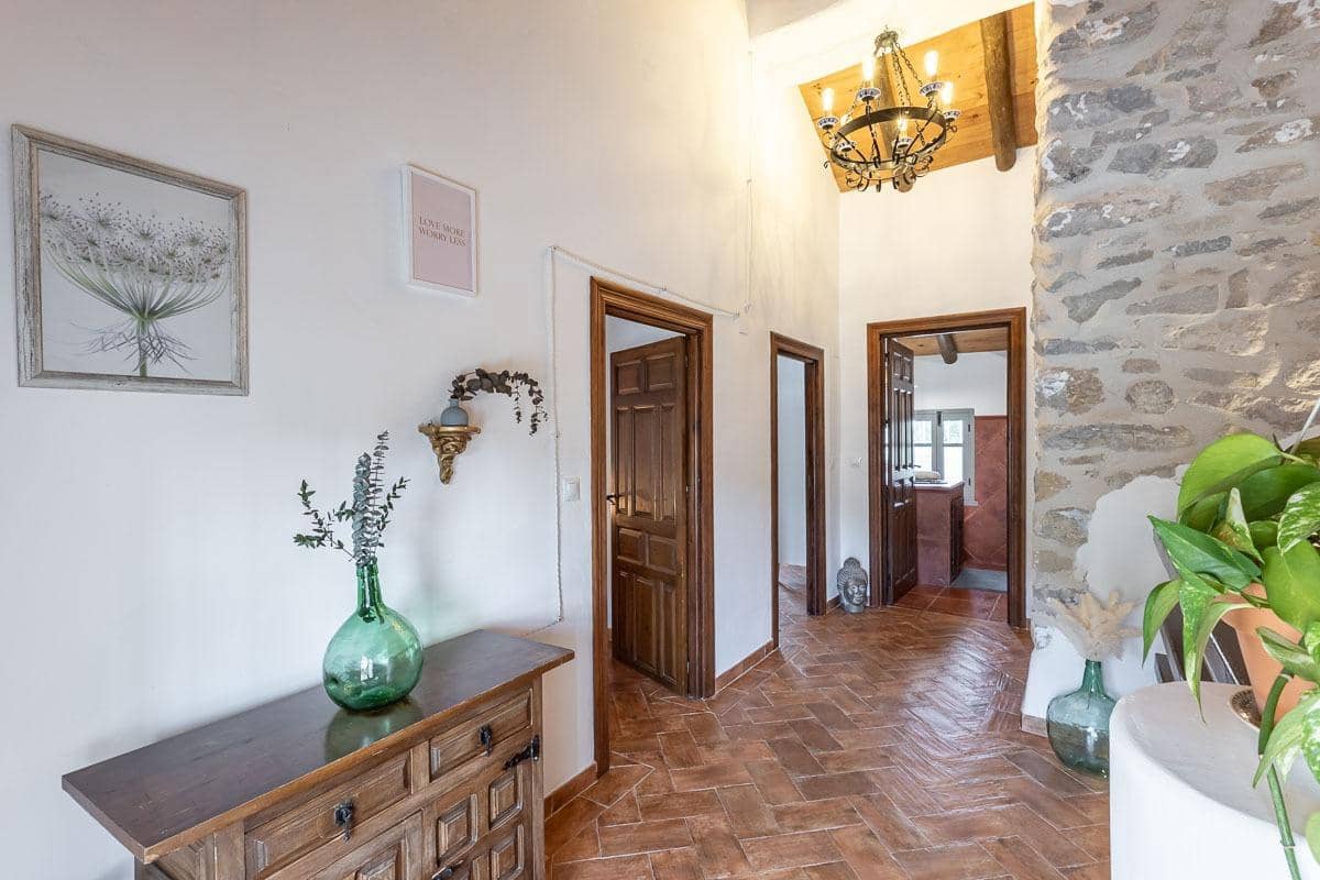 5 sovrum Villa till salu i Montefrio med pool - 345 000 € (Ref: 9470396)