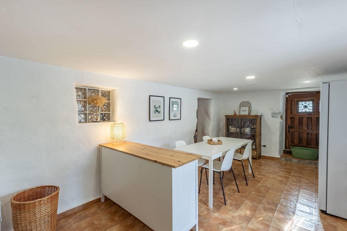 5 sovrum Villa till salu i Montefrio med pool - 345 000 € (Ref: 9470396)